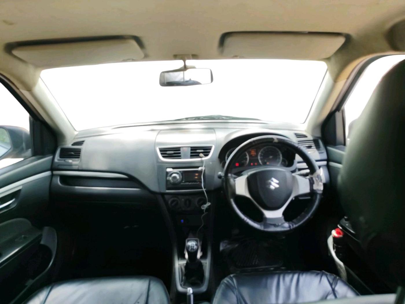 2013 Maruti Swift VXI, Petrol, Manual, 98,264 km, interior