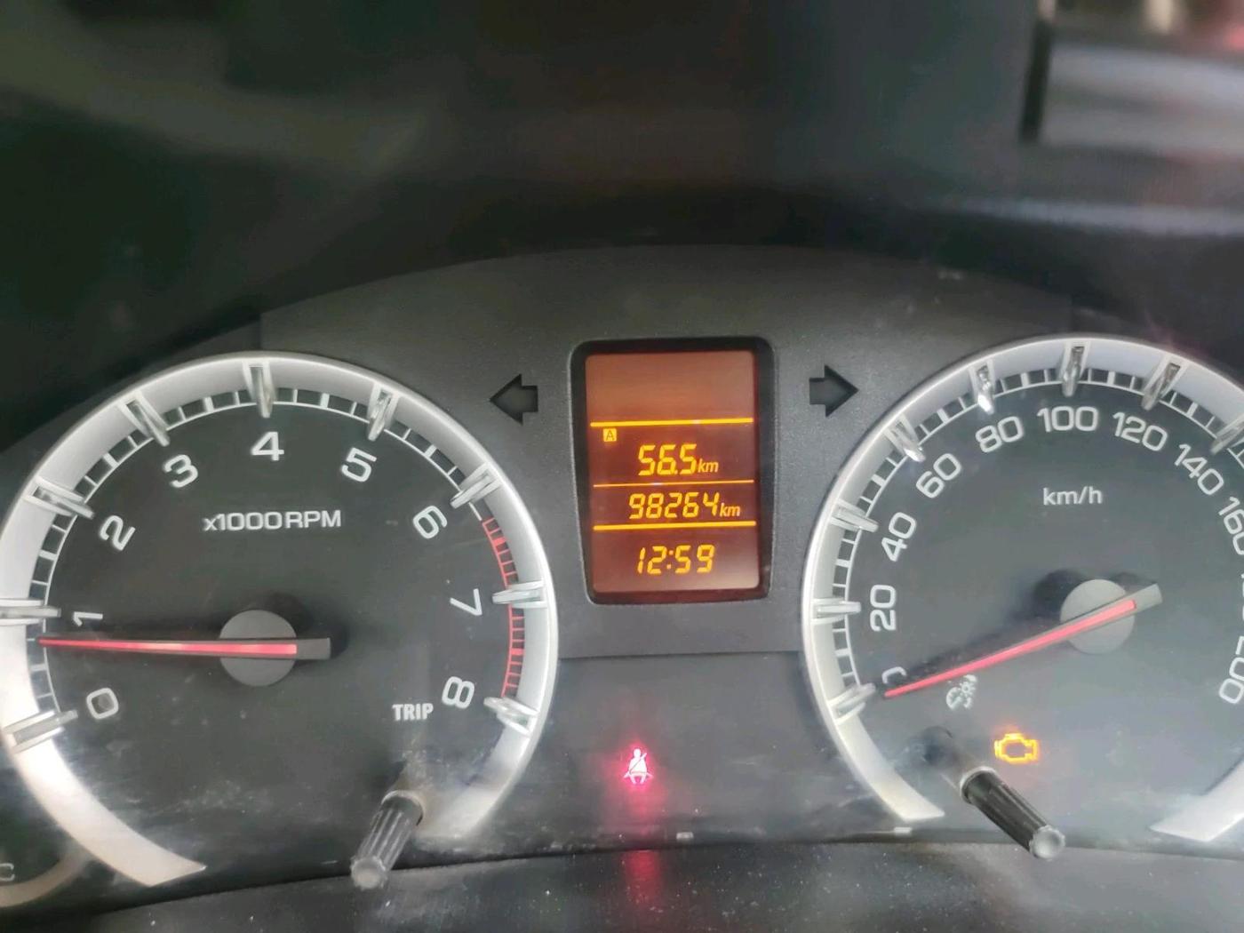 2013 Maruti Swift VXI, Petrol, Manual, 98,264 km, interior