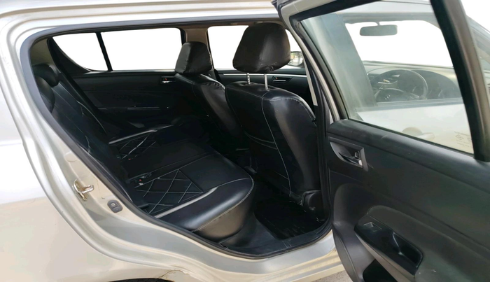 2013 Maruti Swift VXI, Petrol, Manual, 98,264 km, interior