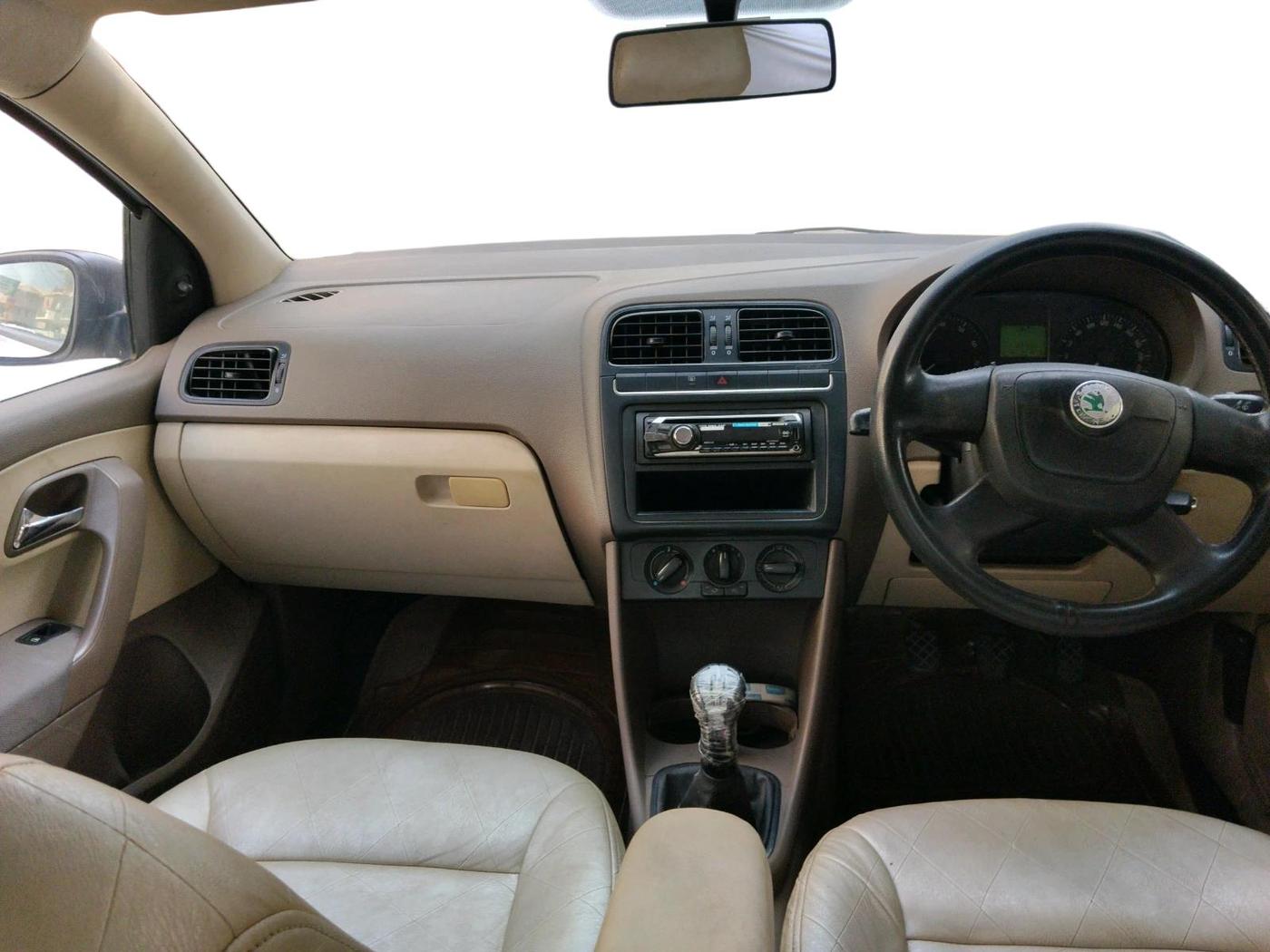2012 Skoda Rapid 1.6 MPI ACTIVE, Petrol, Manual, 94,426 km, interior