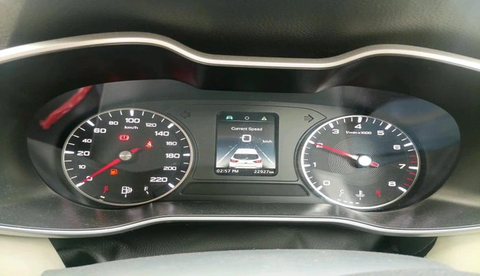 2023 MG ASTOR SUPER 1.5 MT, Petrol, Manual, 22,927 km, interior