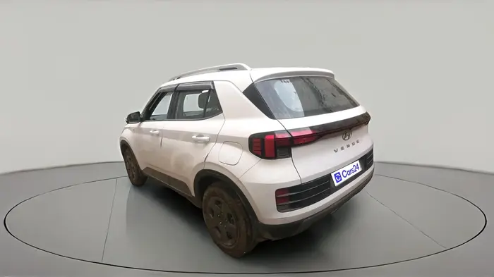 2024 Hyundai VENUE E Plus 1.2 Petrol, Petrol, Manual, 6,587 km, exterior