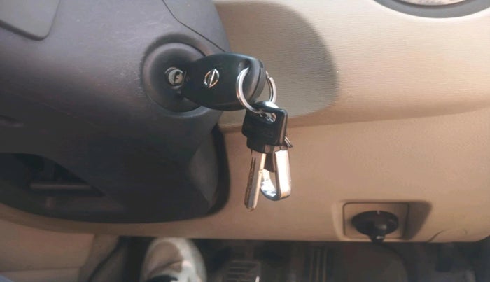 2016 Nissan Terrano XE (D), Diesel, Manual, 93,447 km, interior