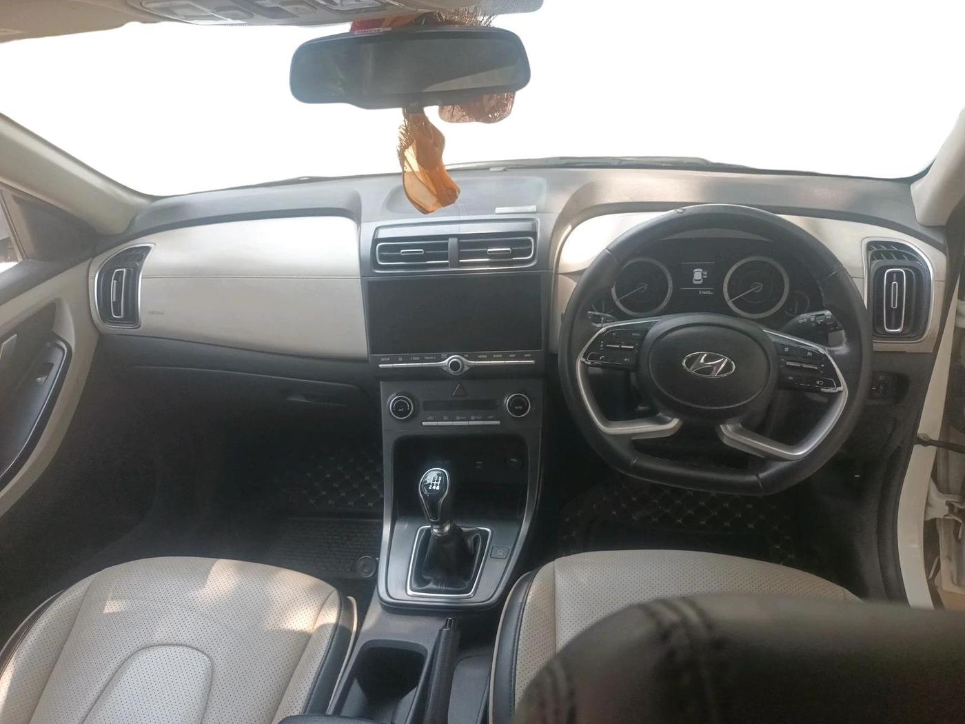 2022 Hyundai Creta SX 1.5 PETROL, Petrol, Manual, 53,705 km, interior