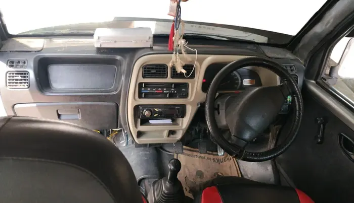 2018 Maruti Eeco 5 STR CNG WITH HTR, CNG, Manual, 1,28,163 km, interior