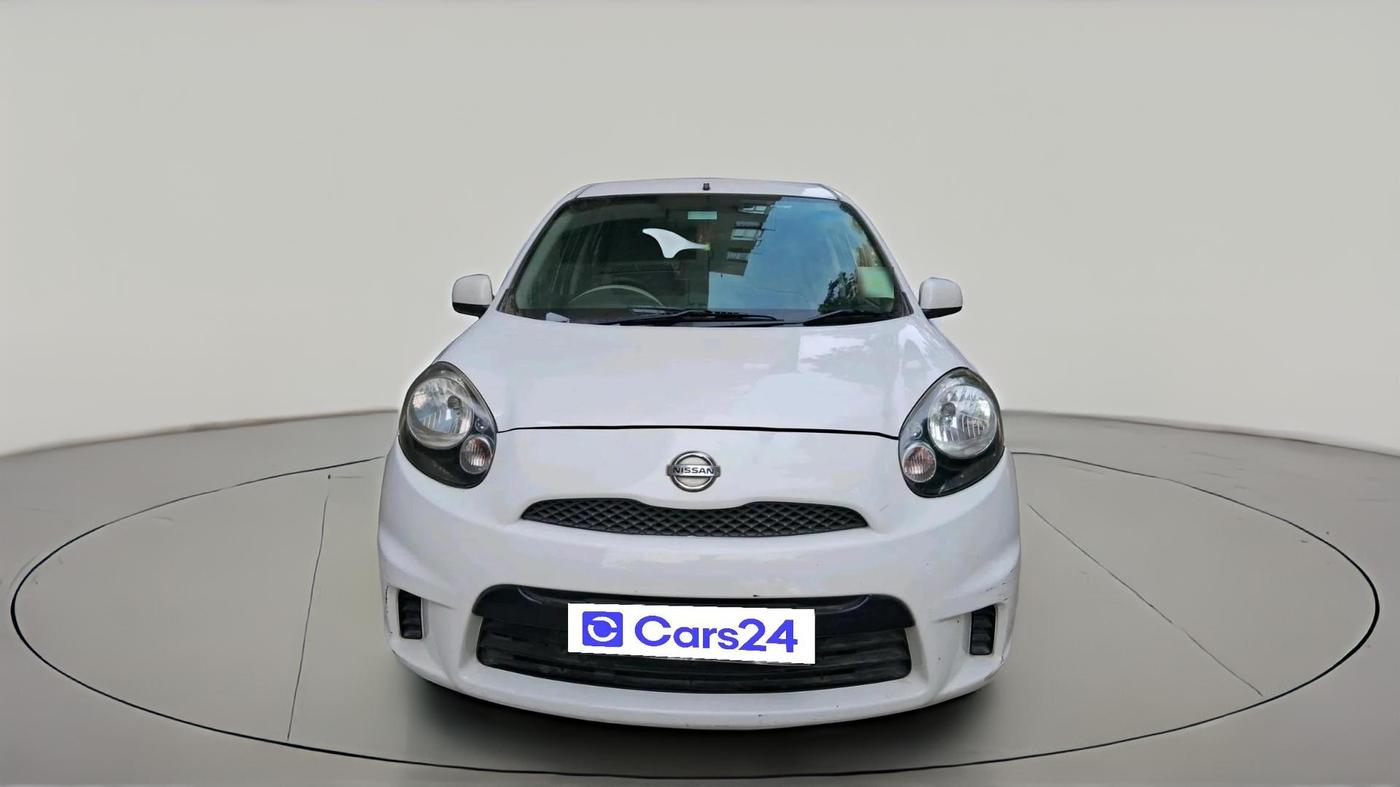 2015 Nissan Micra Active XV, Petrol, Manual, 61,938 km, exterior