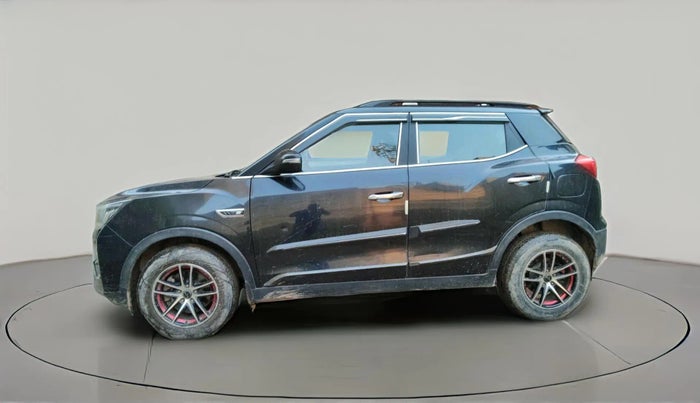 2023 Mahindra XUV300 W6 1.5 Diesel, Diesel, Manual, 30,116 km, exterior