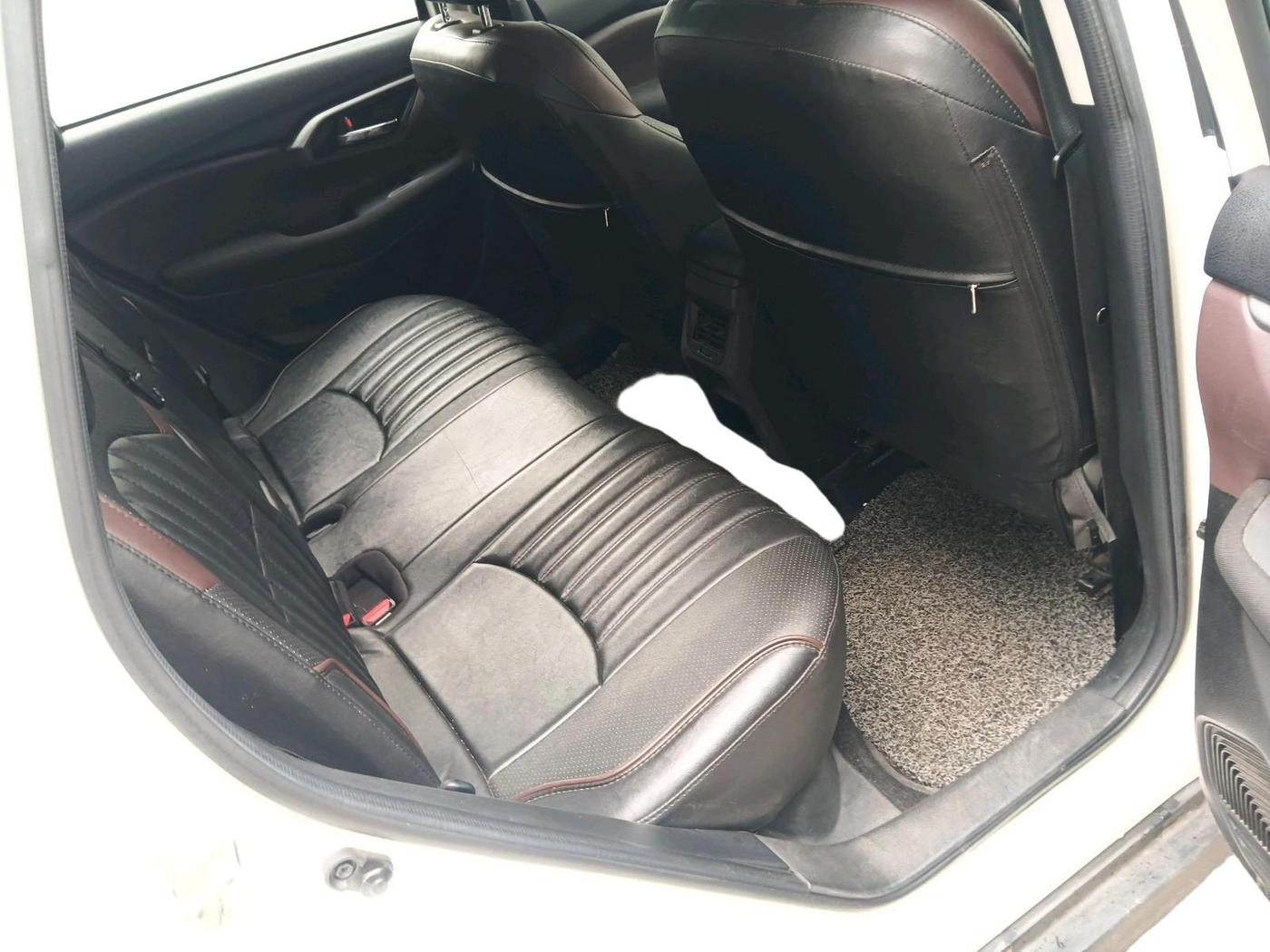 2023 Maruti Grand Vitara SIGMA SMART HYBRID, Petrol, Manual, 22,919 km, interior