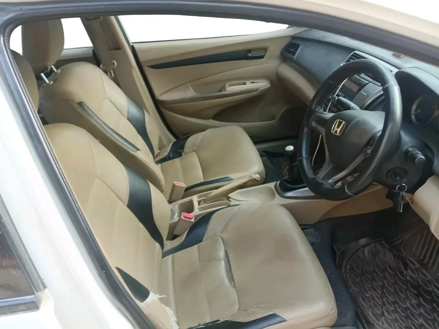 2012 Honda City 1.5L I-VTEC E MT, Petrol, Manual, 98,836 km, interior