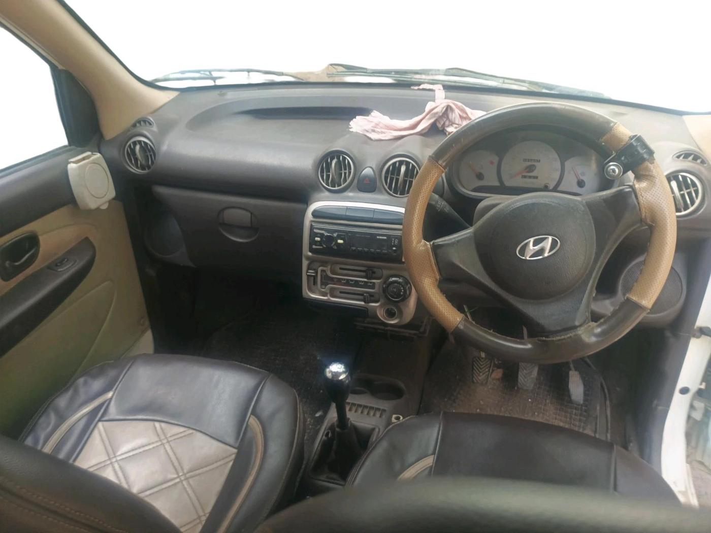 2011 Hyundai Santro Xing GL PLUS, Petrol, Manual, 72,816 km, interior