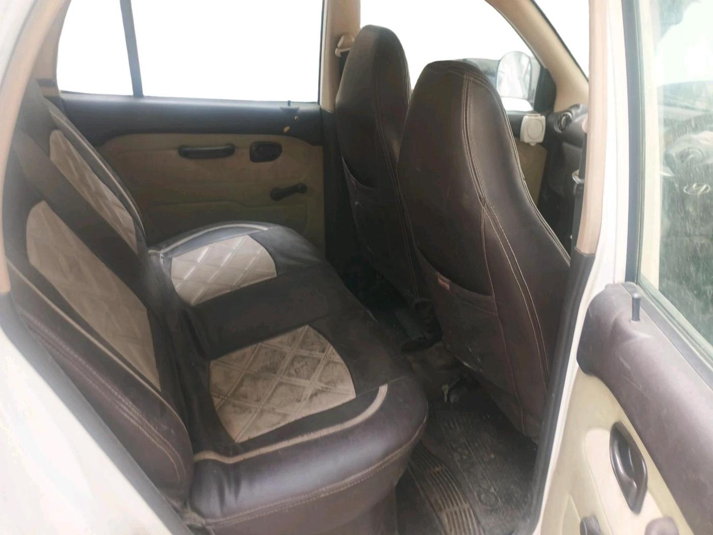 2011 Hyundai Santro Xing GL PLUS, Petrol, Manual, 72,816 km, interior