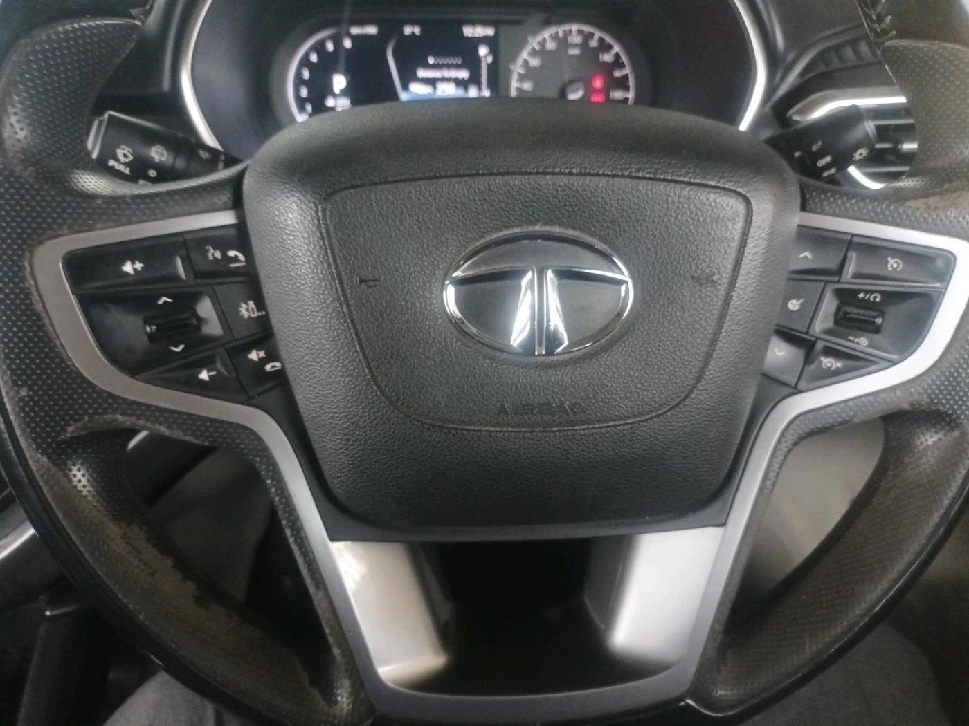 2021 Tata Safari XZA PLUS, Diesel, Automatic, 62,919 km, interior