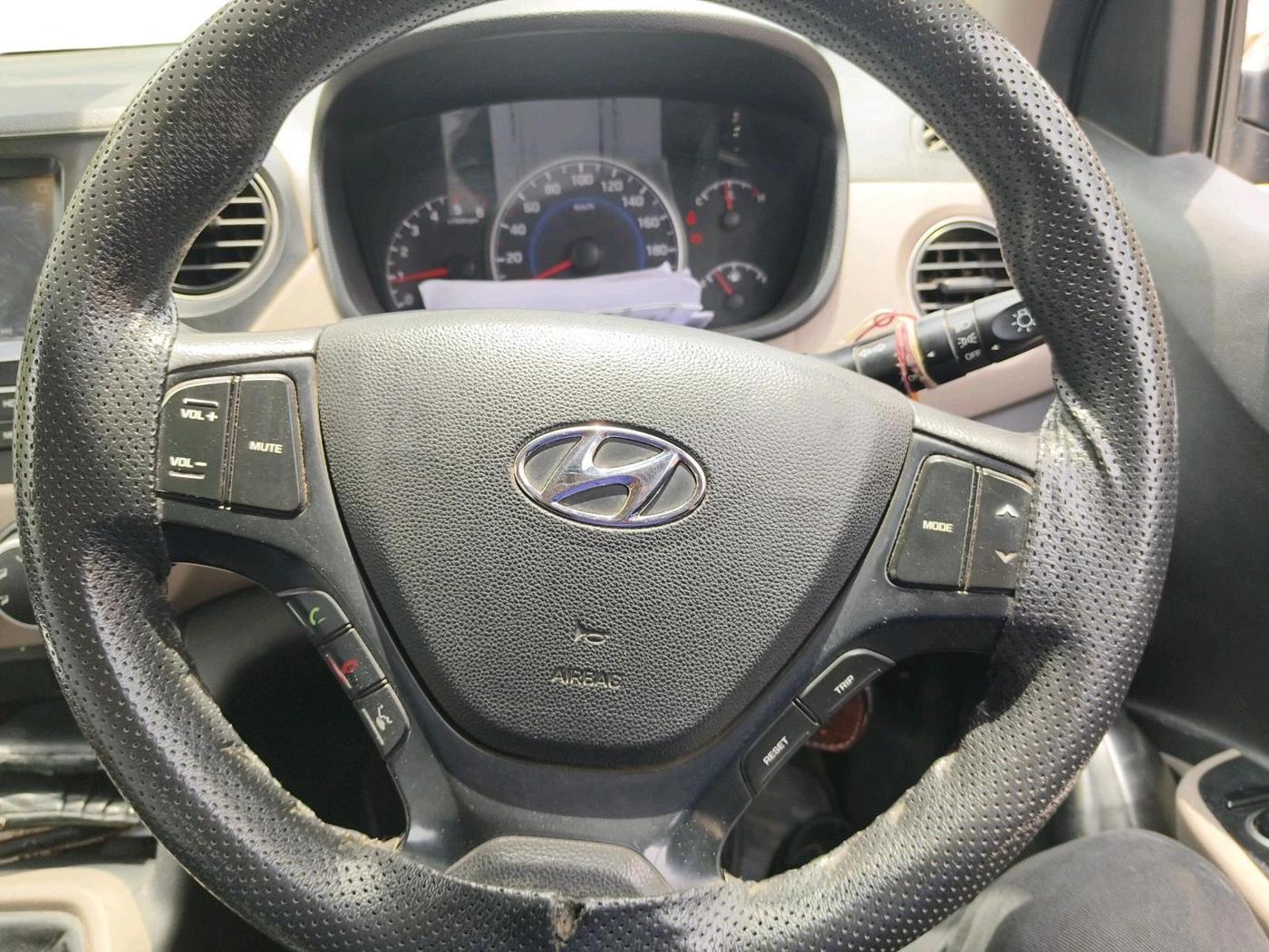 2018 Hyundai Grand i10 SPORTZ U2 1.2 CRDI, Diesel, Manual, 80,963 km, interior