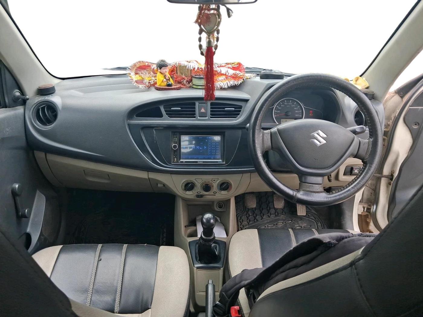 2014 Maruti Alto K10 LXI, CNG, Manual, 71,297 km, interior