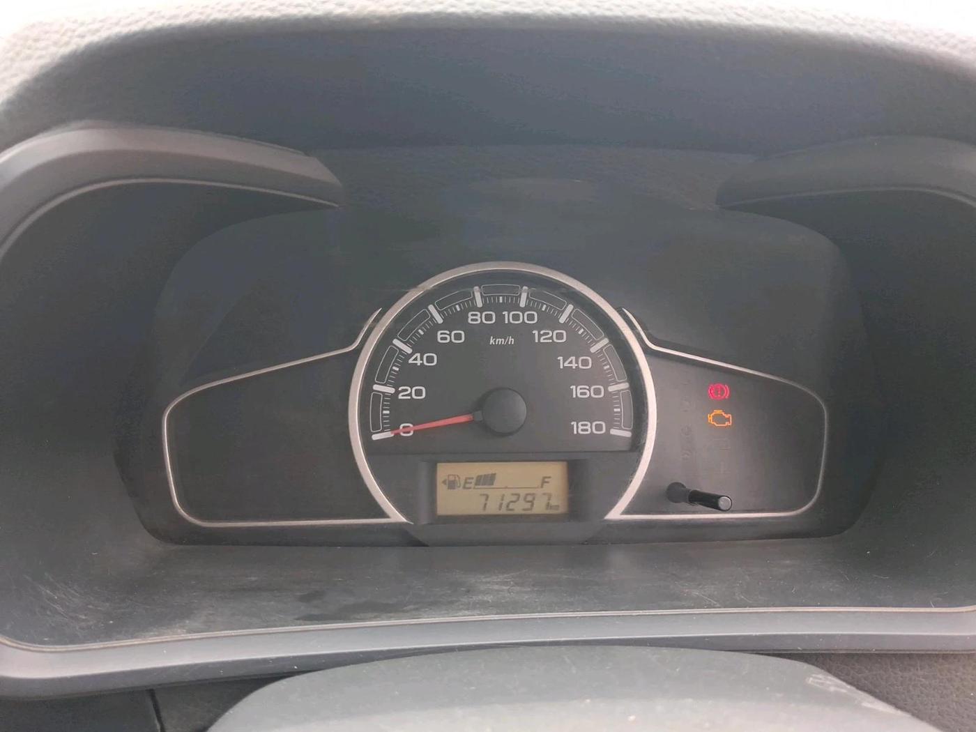 2014 Maruti Alto K10 LXI, CNG, Manual, 71,297 km, interior