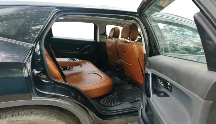 2022 Tata Harrier XT PLUS 2.0L KRYOTEC DARK EDITON, Diesel, Manual, 85,871 km, interior