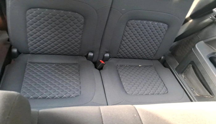 2022 Tata Safari XT PLUS, Diesel, Manual, 59,757 km, interior