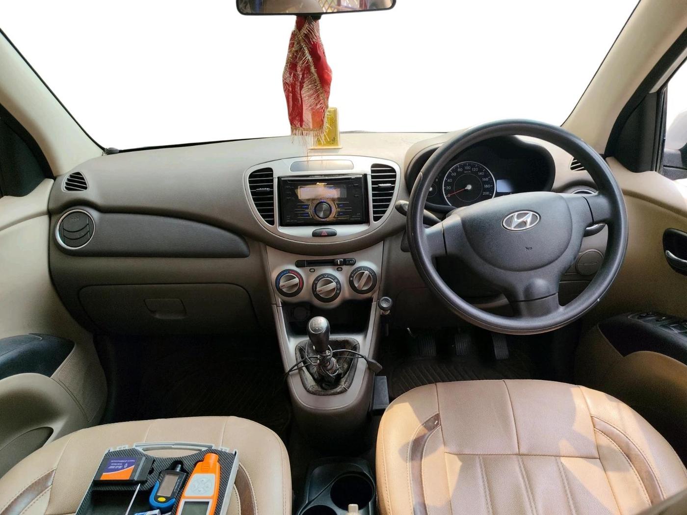 2012 Hyundai i10 MAGNA 1.1, Petrol, Manual, 23,319 km, interior