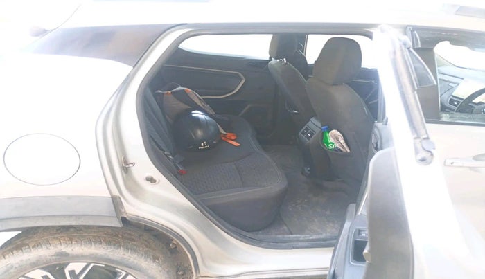 2021 Renault Kiger RXZ MT, Petrol, Manual, 51,398 km, interior