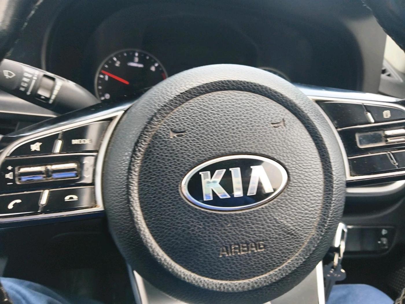 2020 KIA SELTOS HTE 1.5 DIESEL, Diesel, Manual, 1,41,244 km, interior