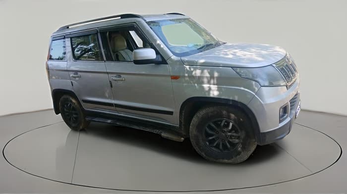 2019 Mahindra TUV300 T10, Diesel, Manual, 1,39,848 km, exterior