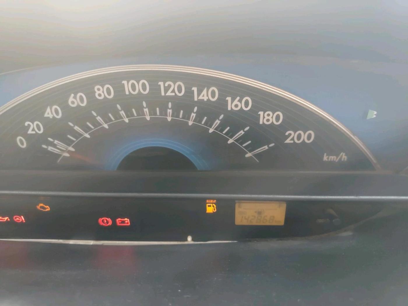 2014 Toyota Etios G, CNG, Manual, 1,42,868 km, interior