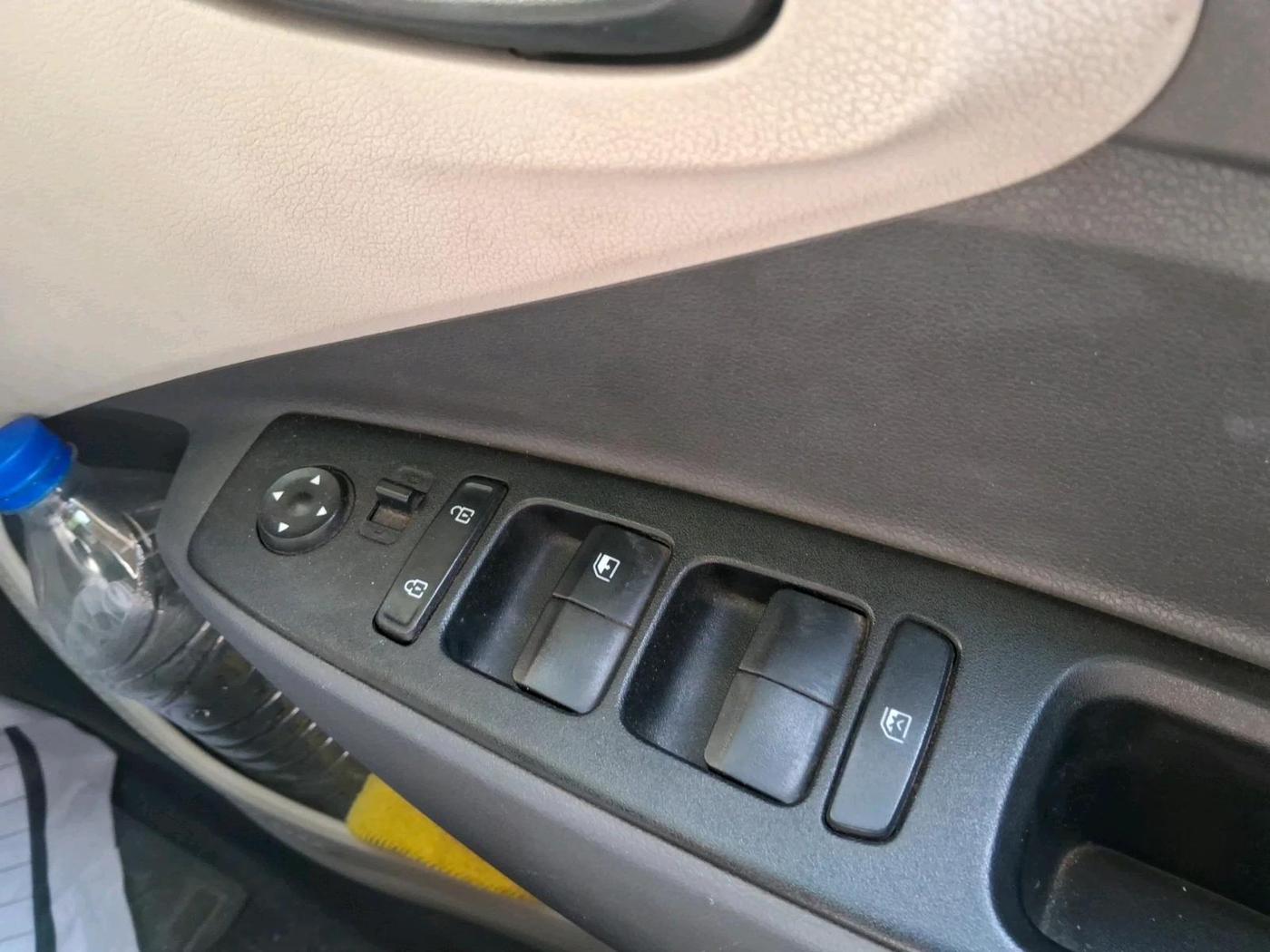 2022 Hyundai AURA S 1.2 CNG, CNG, Manual, 38,037 km, interior