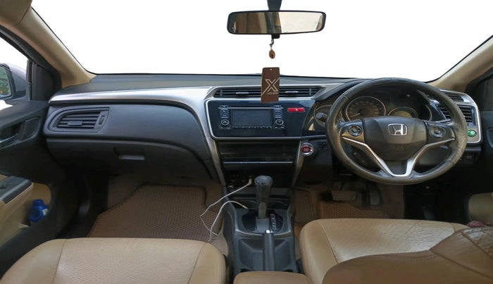 2015 Honda City 1.5L I-VTEC VX CVT, CNG, Automatic, 1,55,585 km, interior