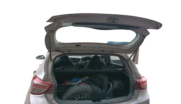 2013 Hyundai Grand i10 SPORTZ 1.2 KAPPA VTVT, CNG, Manual, 1,35,183 km, exterior