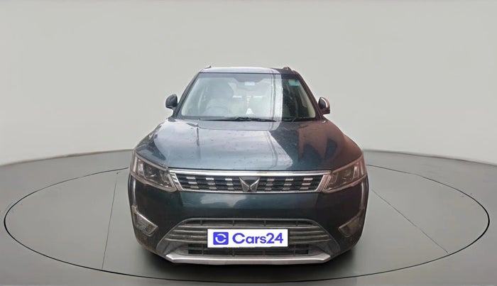 2023 Mahindra XUV300 W8 (O) 1.2 PETROL AMT, Petrol, Automatic, 53,116 km, exterior
