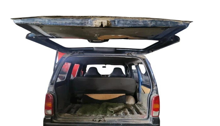 2011 Maruti Eeco 5 STR CNG WITH HTR, CNG, Manual, 1,66,588 km, exterior