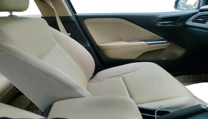 2016 Honda City 1.5L I-VTEC V MT, Petrol, Manual, 1,02,429 km, interior