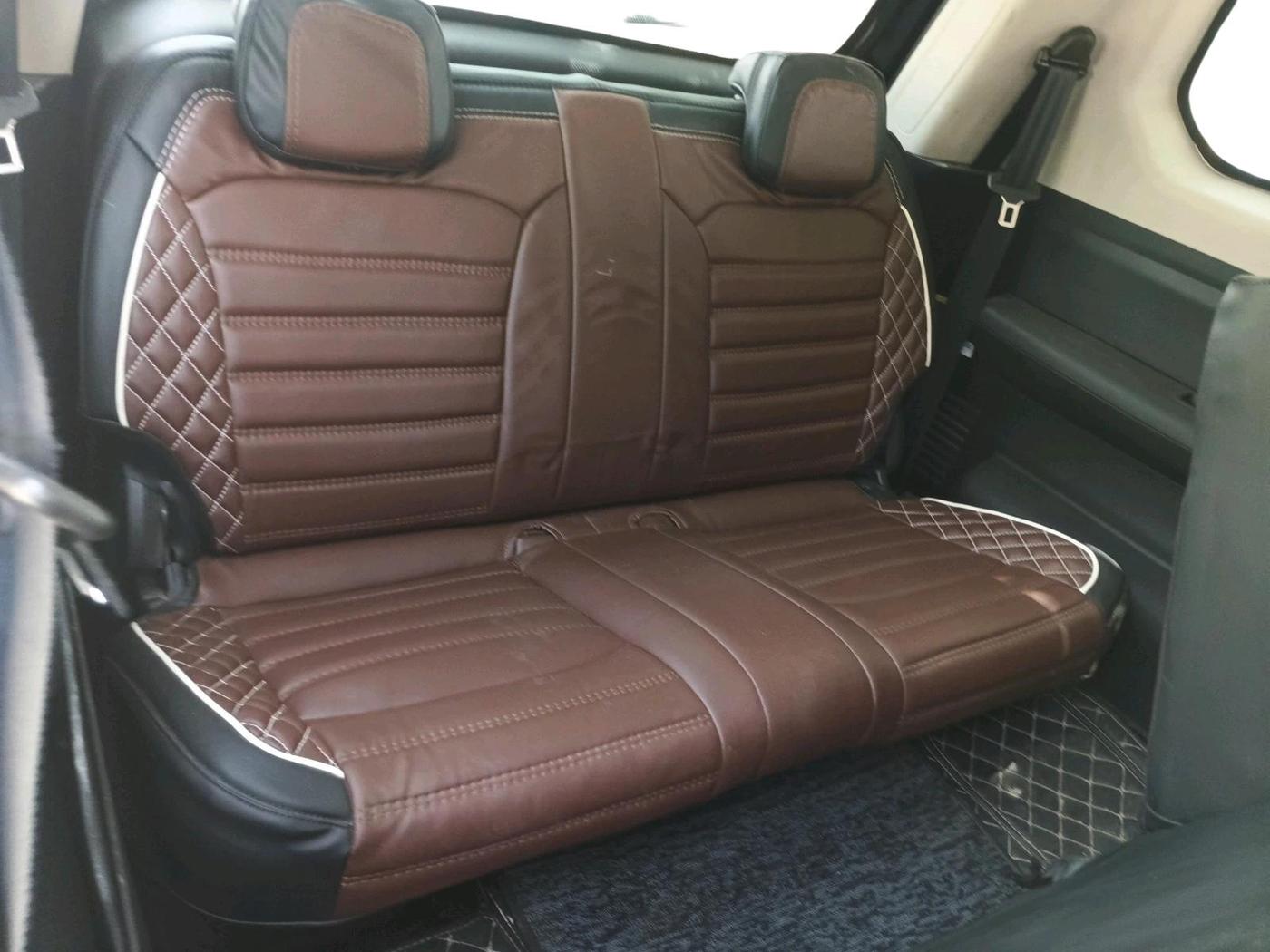 2023 Mahindra SCORPIO-N Z4 DIESEL MT 2WD 7 STR, Diesel, Manual, 33,985 km, interior