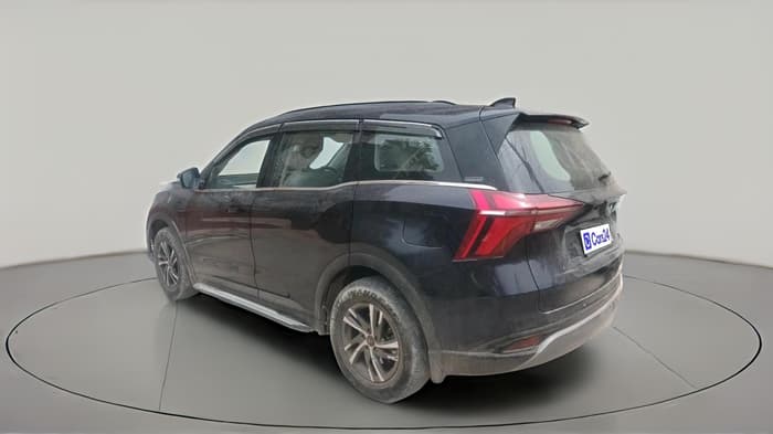 2023 Mahindra XUV700 AX 5 D MT 5 STR, Diesel, Manual, 71,480 km, exterior