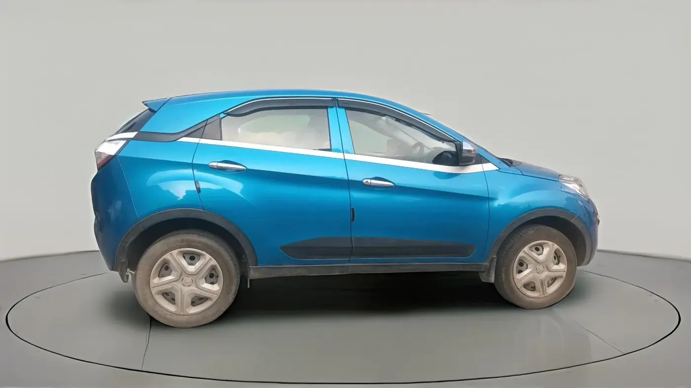 2019 Tata NEXON XM PETROL, Petrol, Manual, 30,950 km, exterior