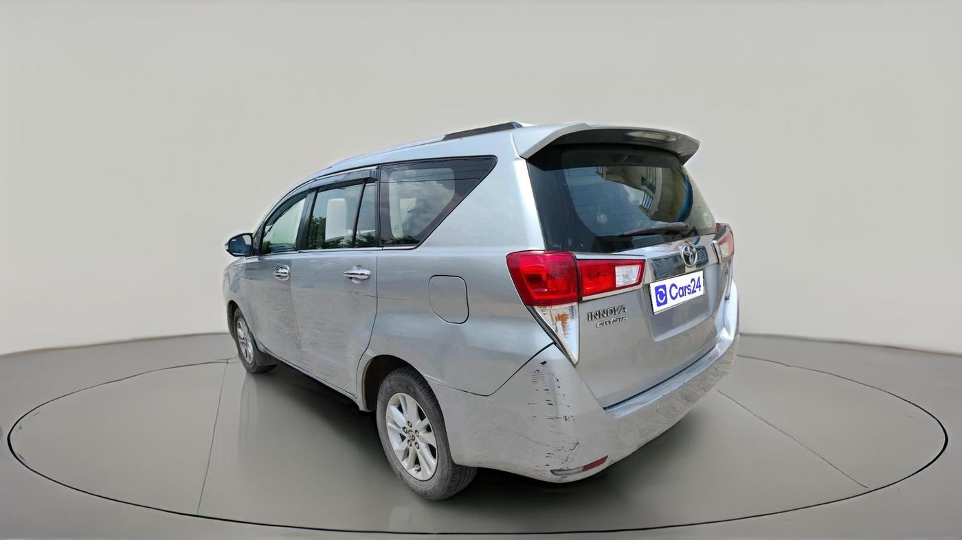2017 Toyota Innova Crysta 2.8 ZX AT 7 STR, Diesel, Automatic, 2,22,817 km, exterior