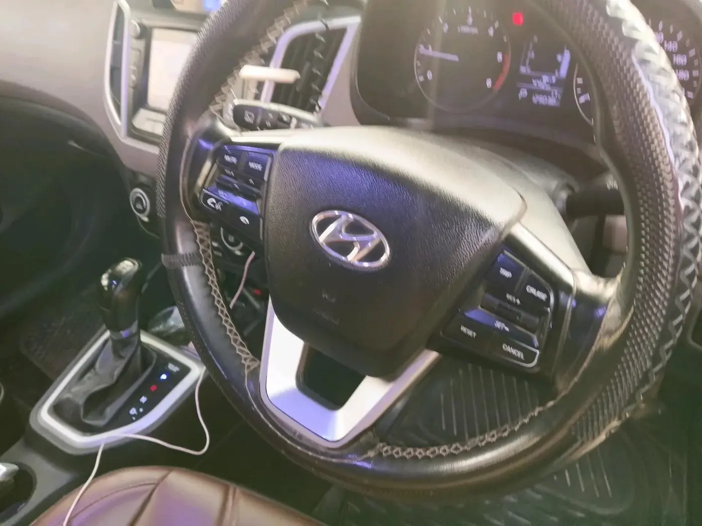 2018 Hyundai Creta SX AT 1.6 DIESEL, Diesel, Automatic, 1,29,038 km, interior