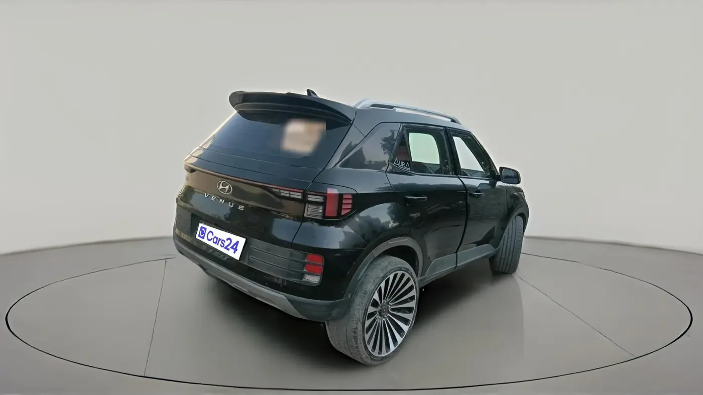 2023 Hyundai VENUE SX 1.2 PETROL, Petrol, Manual, 28,700 km, exterior