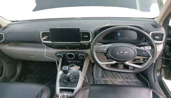 2023 Hyundai VENUE SX 1.2 PETROL, Petrol, Manual, 28,700 km, interior