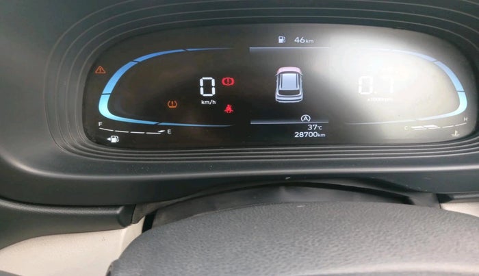 2023 Hyundai VENUE SX 1.2 PETROL, Petrol, Manual, 28,700 km, interior