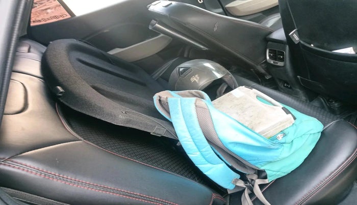 2023 Hyundai VENUE SX 1.2 PETROL, Petrol, Manual, 28,700 km, interior