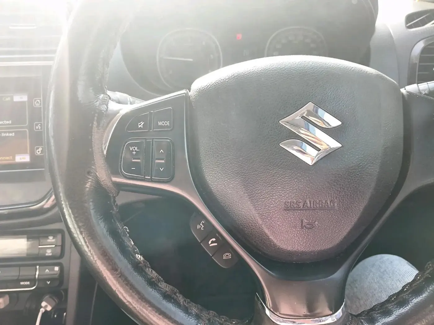 2019 Maruti Vitara Brezza ZDI PLUS AT DUAL TONE, Diesel, Automatic, 1,39,735 km, interior