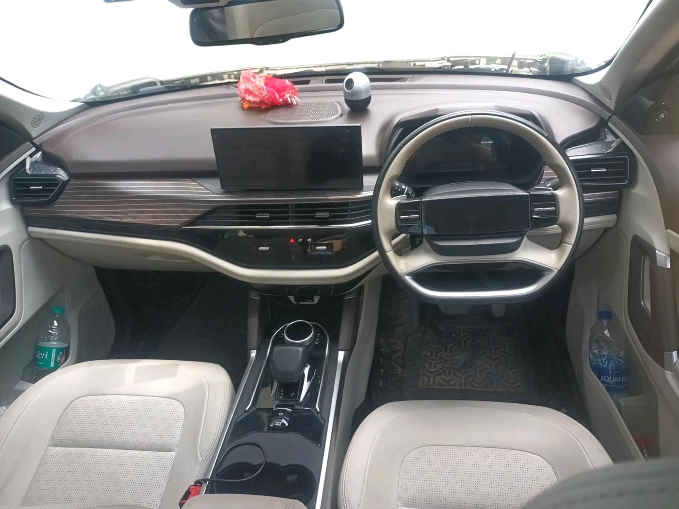 2024 Tata Safari Accomplished 7str AT, Diesel, Automatic, 26,548 km, interior