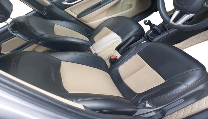 2023 Honda Amaze 1.2L I-VTEC VX, Petrol, Manual, 29,052 km, interior