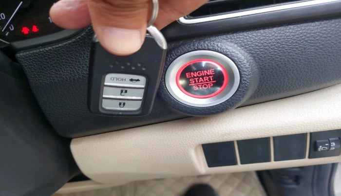 2023 Honda Amaze 1.2L I-VTEC VX, Petrol, Manual, 29,052 km, interior