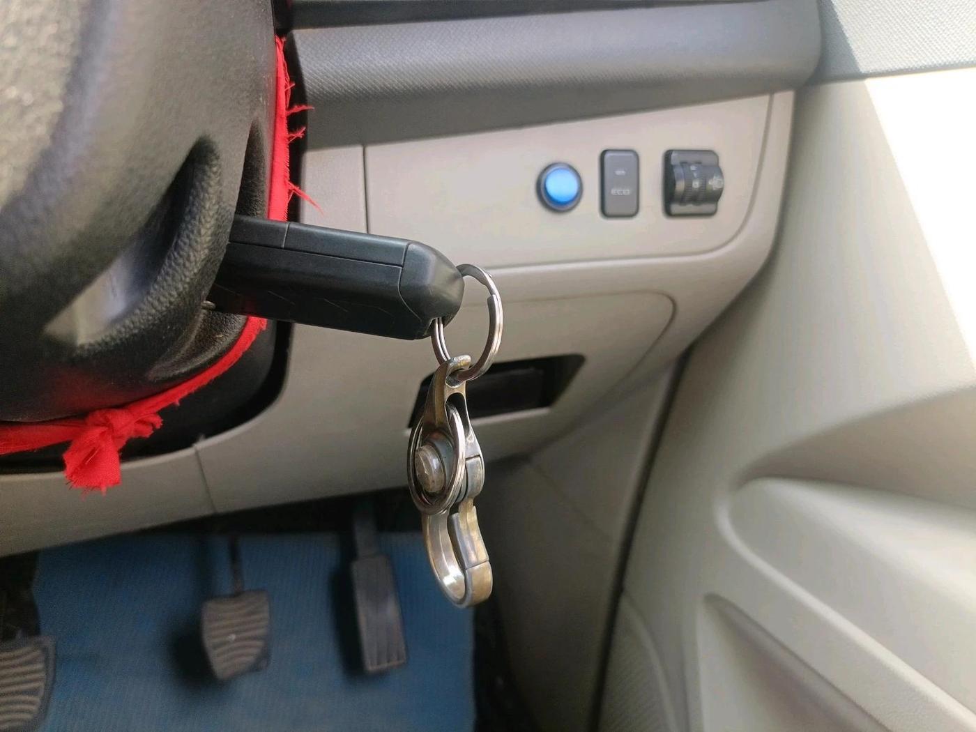 2020 Mahindra MARAZZO M2 7STR, Diesel, Manual, 1,44,984 km, interior