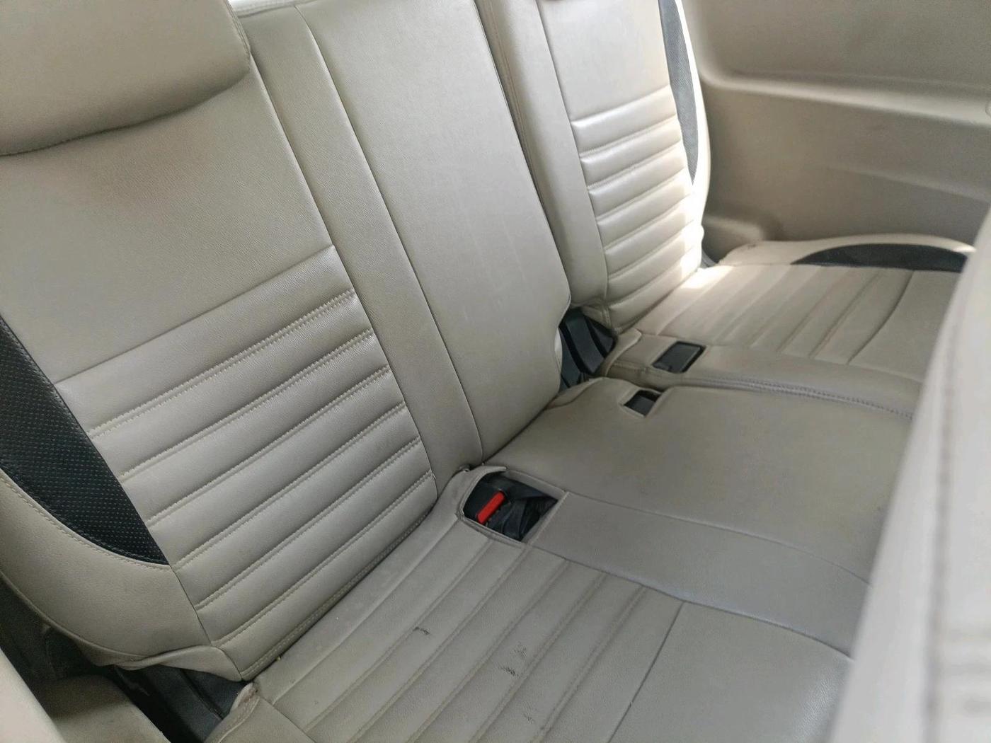 2020 Mahindra MARAZZO M2 7STR, Diesel, Manual, 1,44,984 km, interior