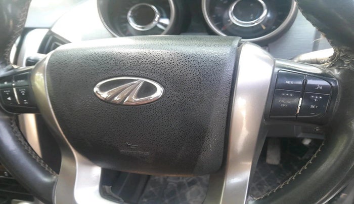 2021 Mahindra XUV500 W7, Diesel, Manual, 92,869 km, interior