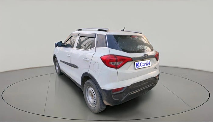 2020 Mahindra XUV300 W4 1.5 DIESEL, Diesel, Manual, 1,34,243 km, exterior