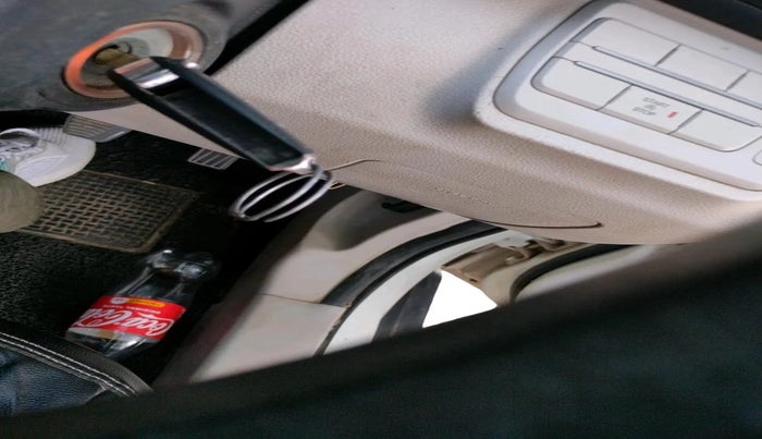 2020 Mahindra XUV300 W4 1.5 DIESEL, Diesel, Manual, 1,34,243 km, interior